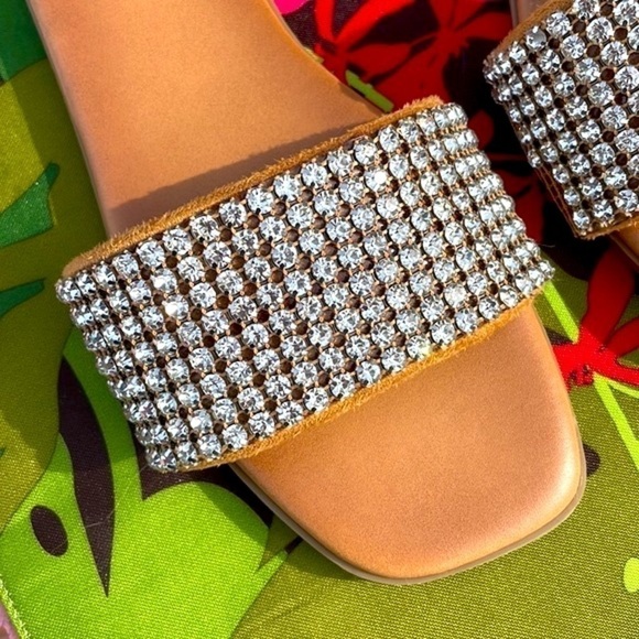 Brand New Madden Girl Rhinestone Large Strap Slides Sparkly Bling Sandals - Picture 9 of 15